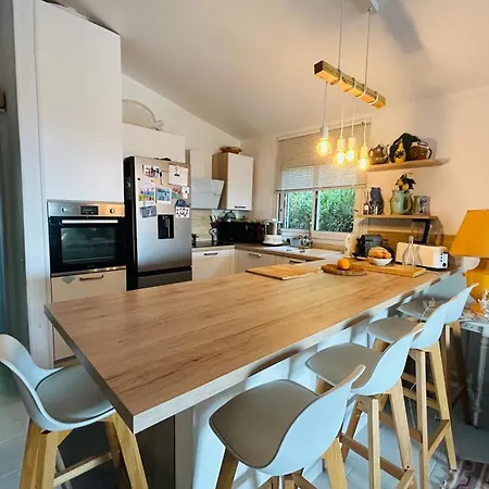 House With 2 Terraces And A Garden In Holiday home Pietrosella